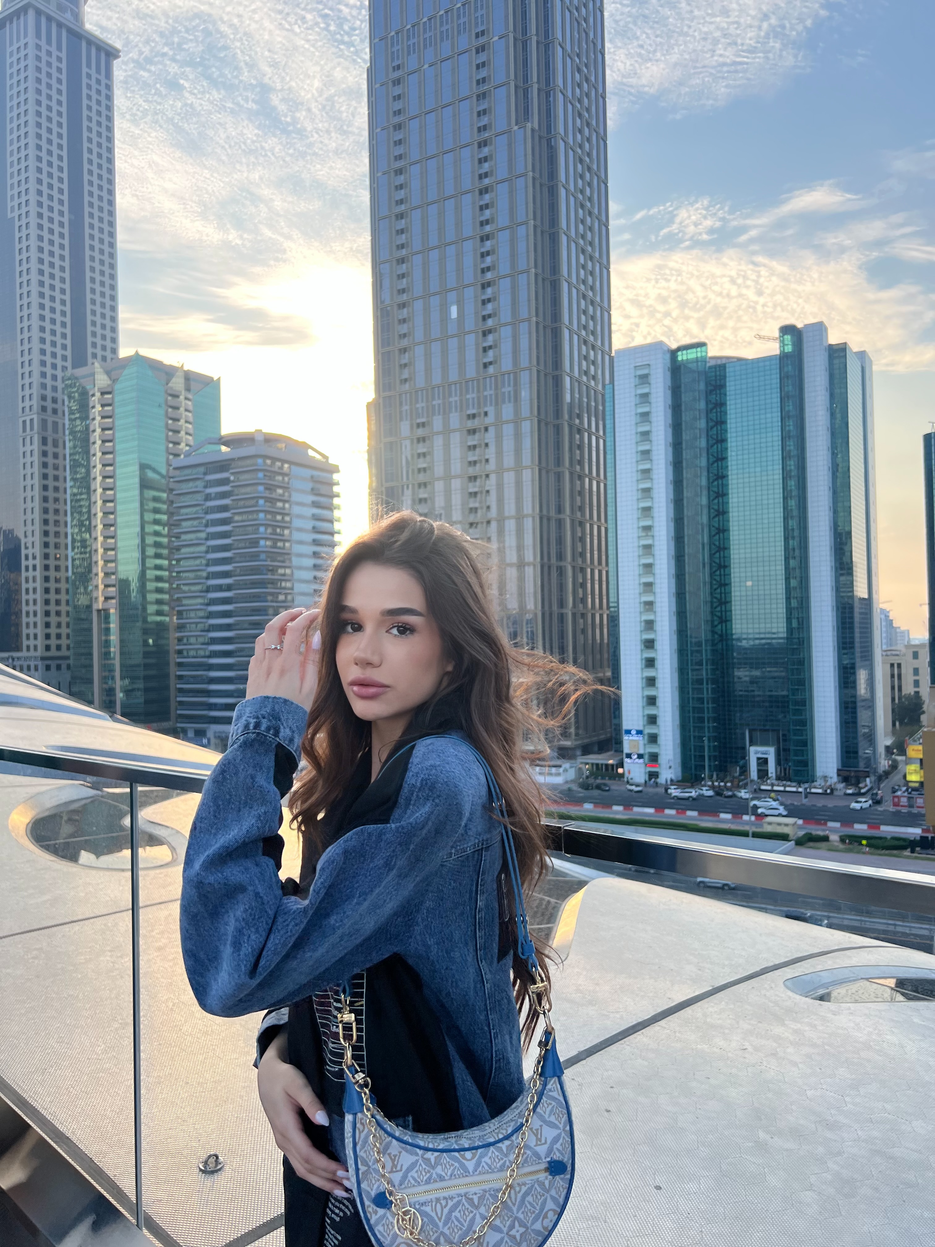 Профилна снимка