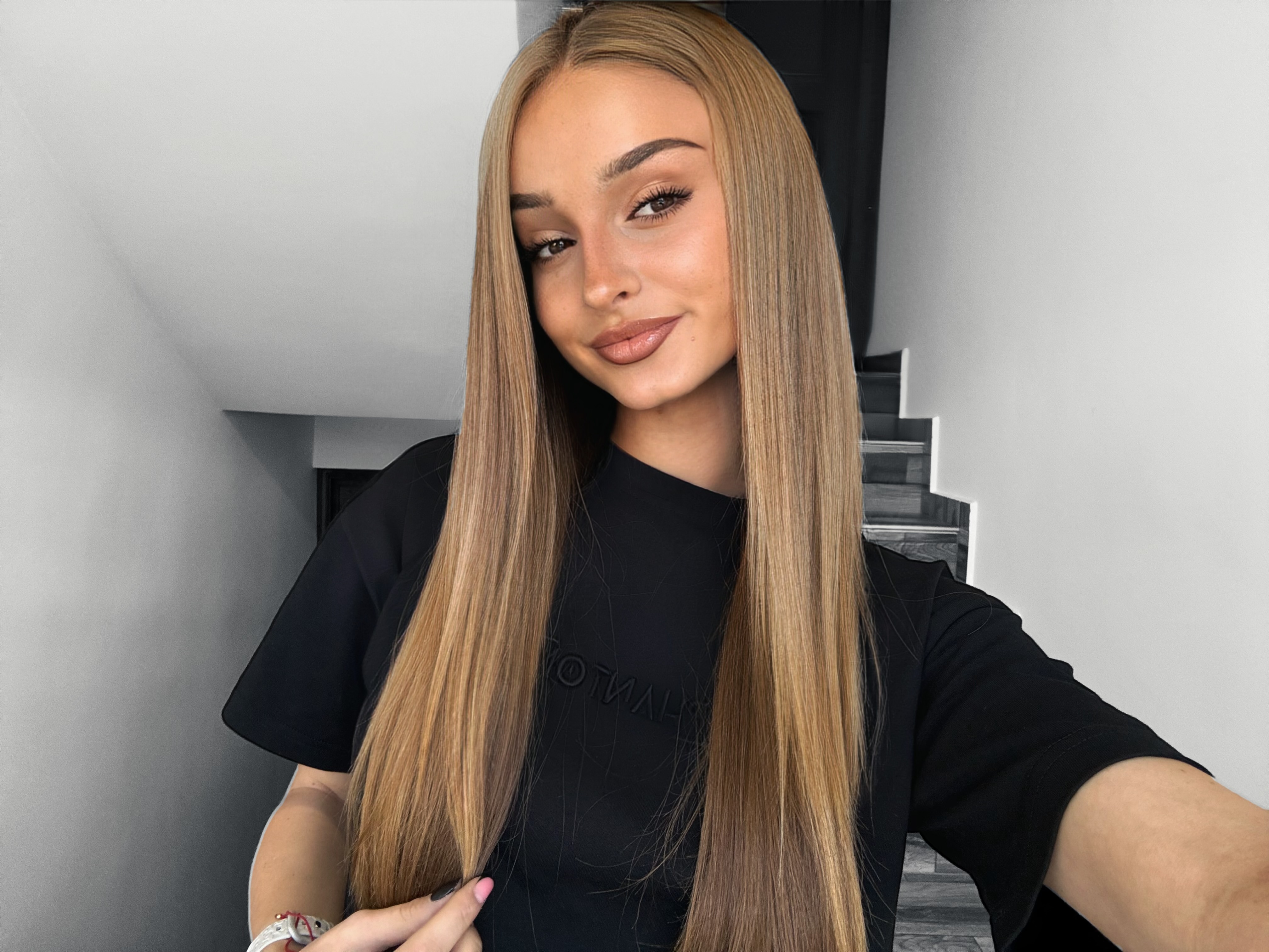 Профилна снимка