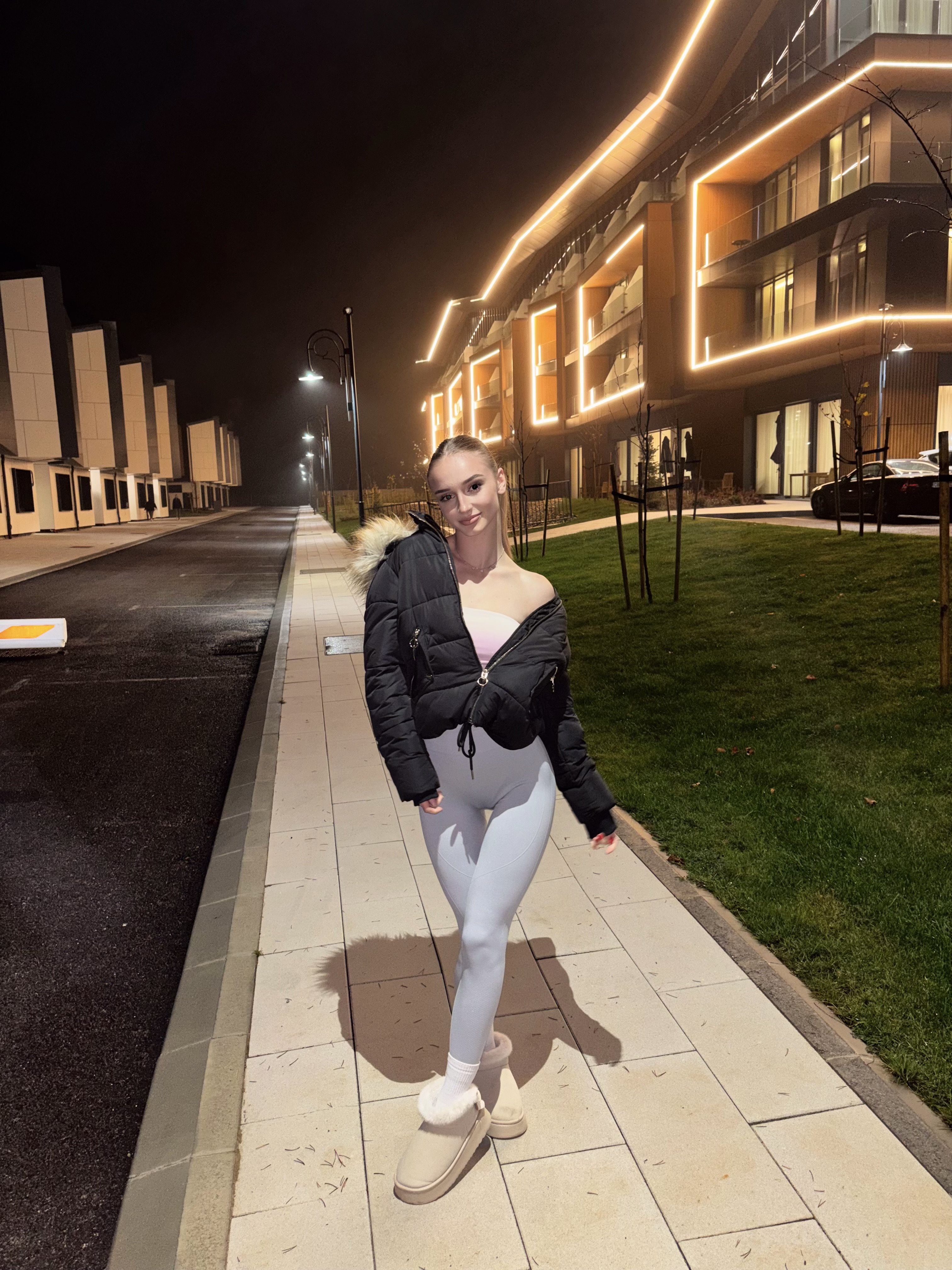 Профилна снимка