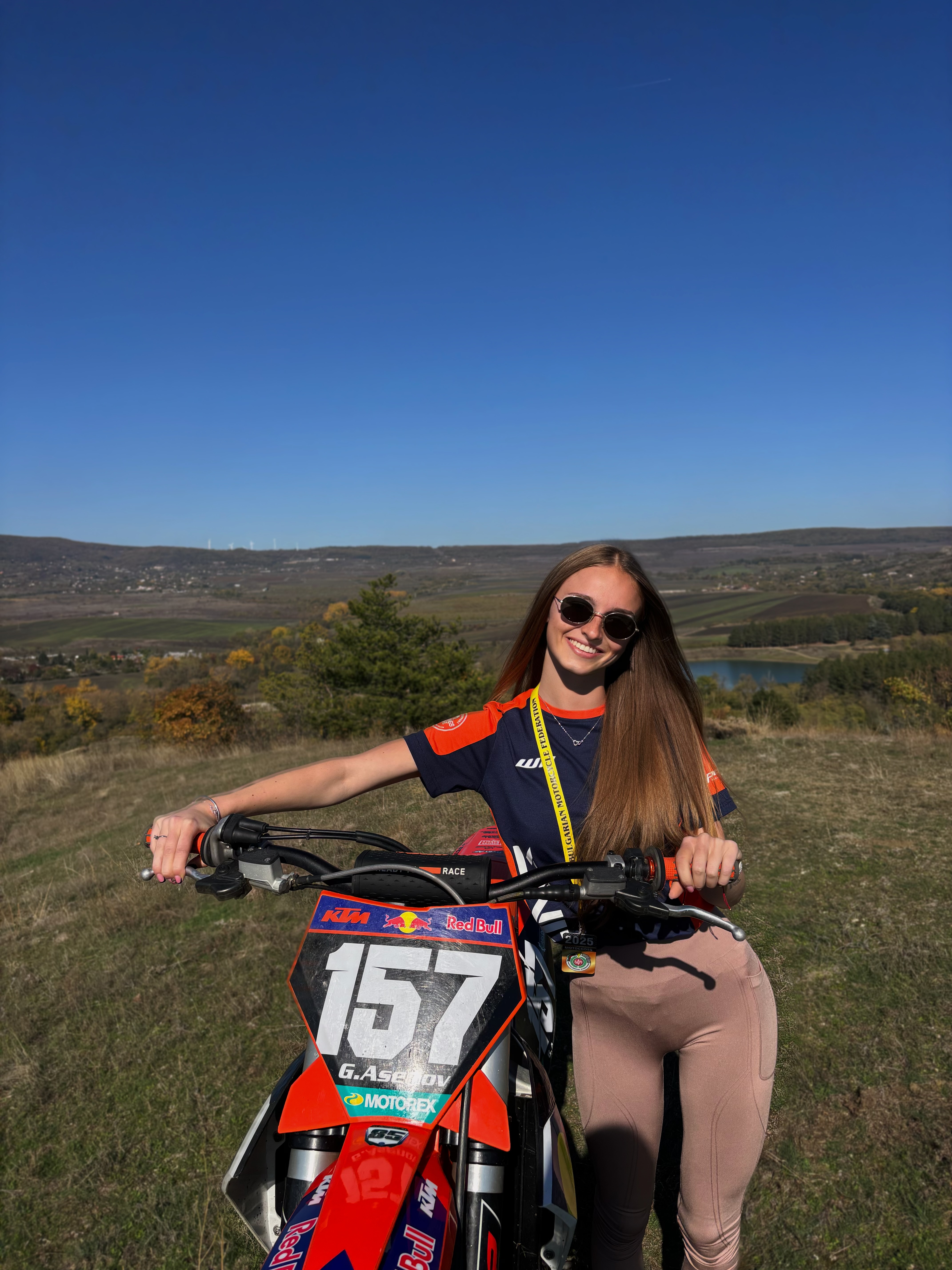 Профилна снимка