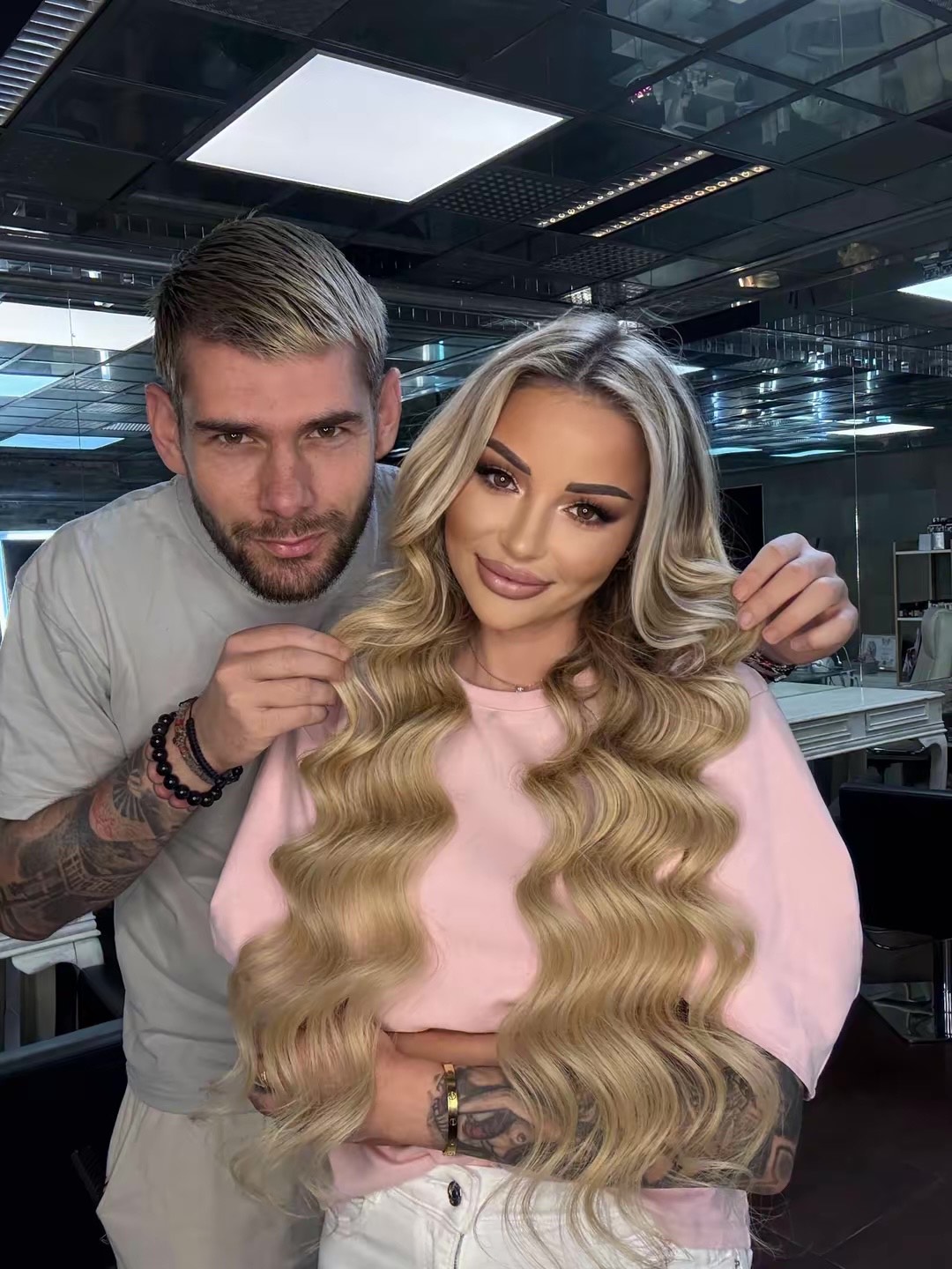 Профилна снимка