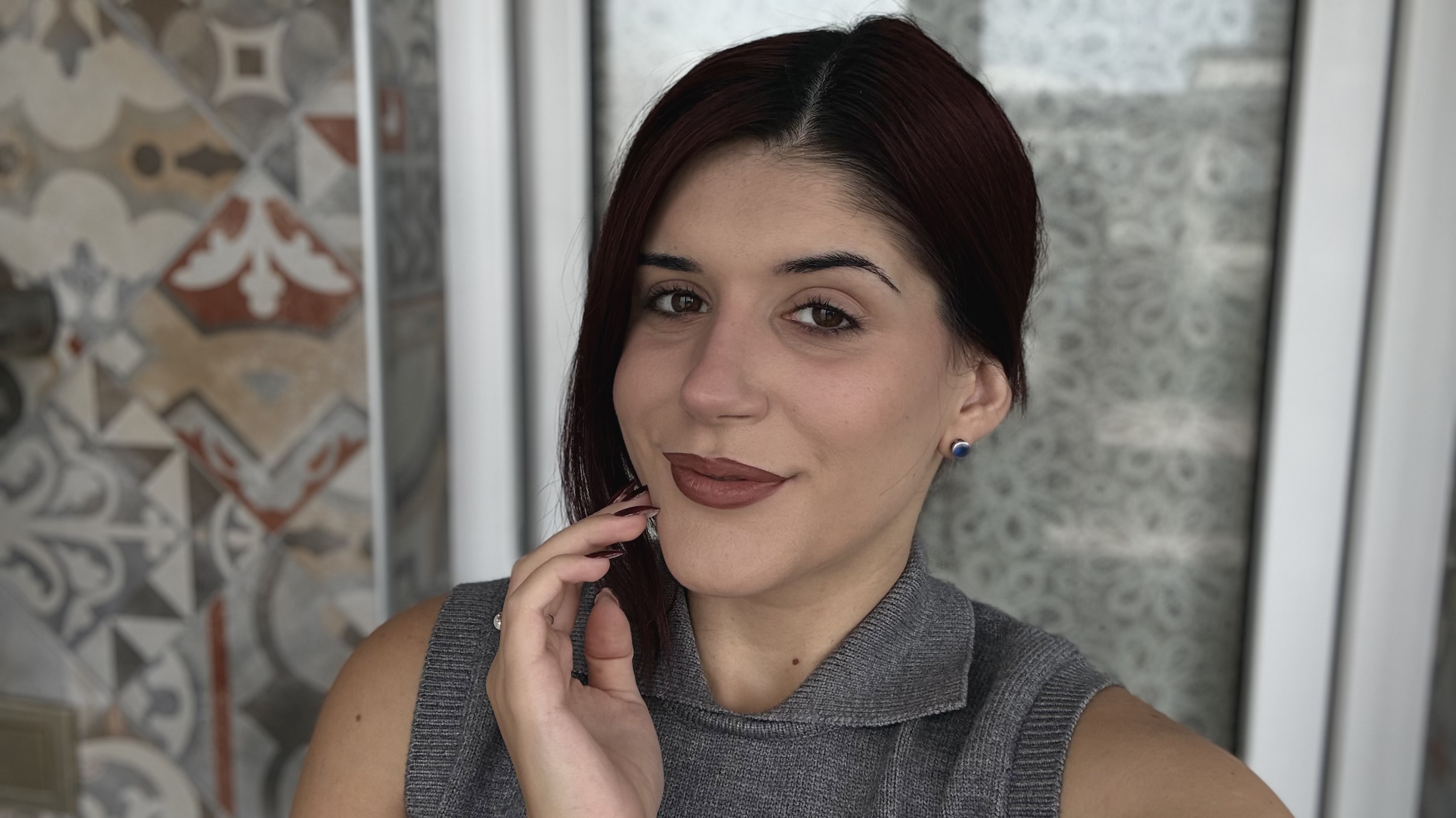 Профилна снимка